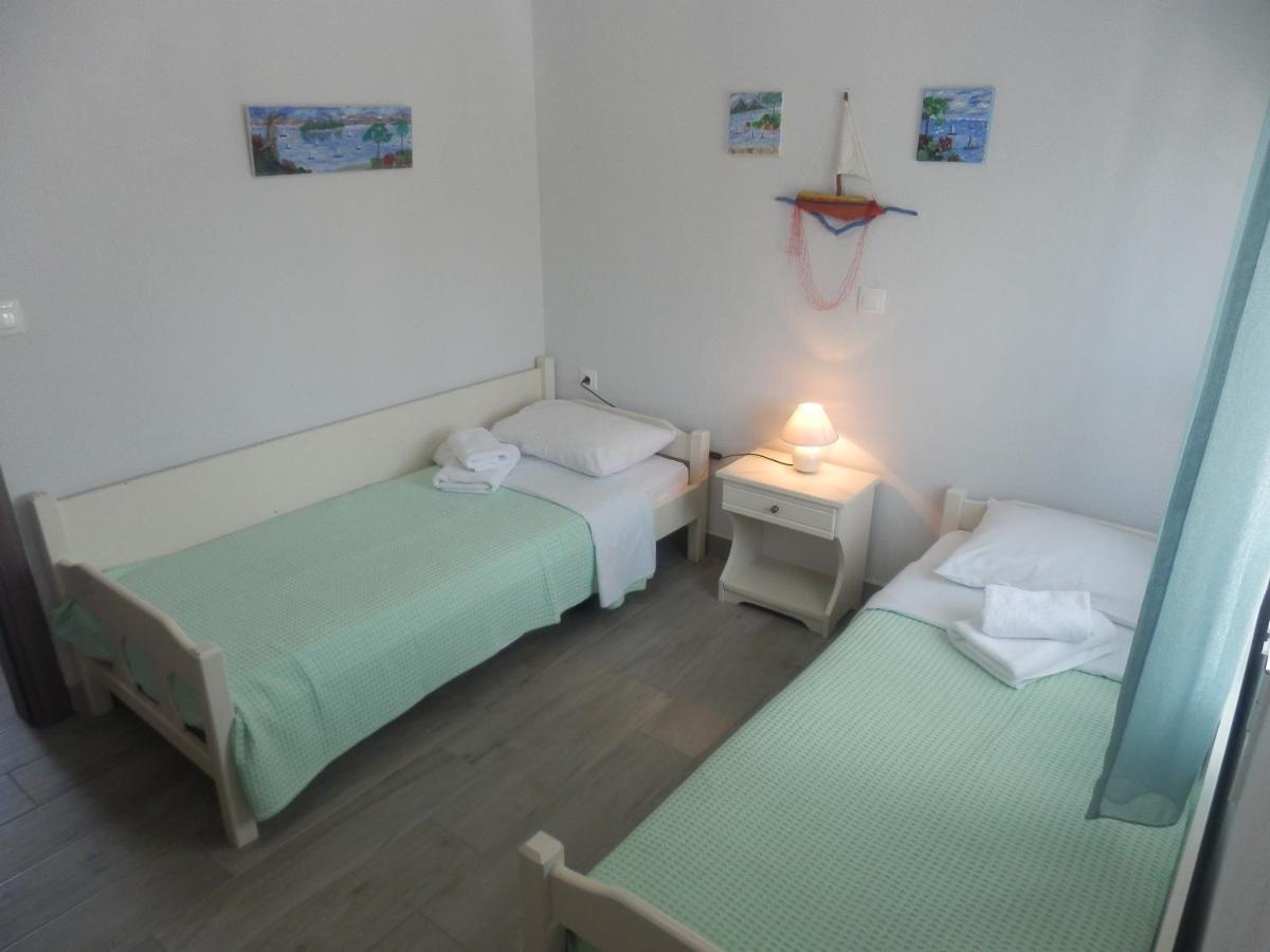 Zephyros Family Apartments 2 Ormos Panagias Bagian luar foto