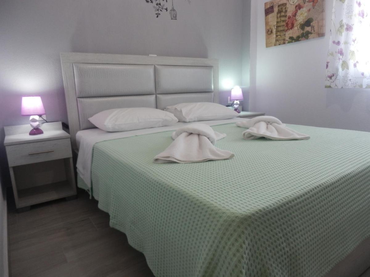 Zephyros Family Apartments 2 Ormos Panagias Bagian luar foto