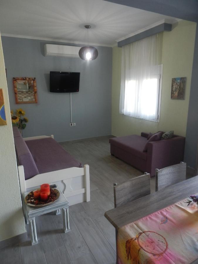 Zephyros Family Apartments 2 Ormos Panagias Bagian luar foto