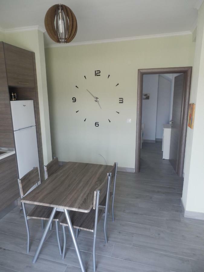 Zephyros Family Apartments 2 Ormos Panagias Bagian luar foto
